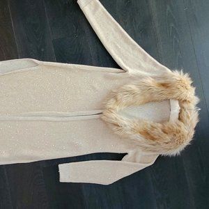 Cream /gold specs knitted long sweater w/detachable faux fur, M